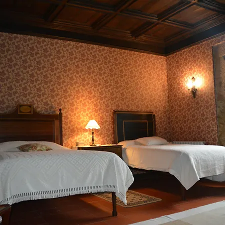 Solar Dos Correia Alves Moimenta da Beira