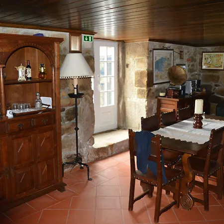 Solar Dos Correia Alves *