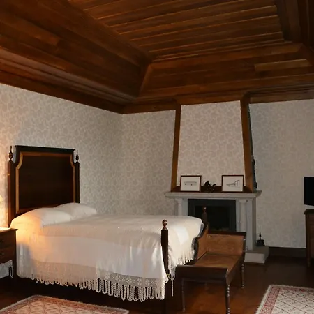 Solar Dos Correia Alves *