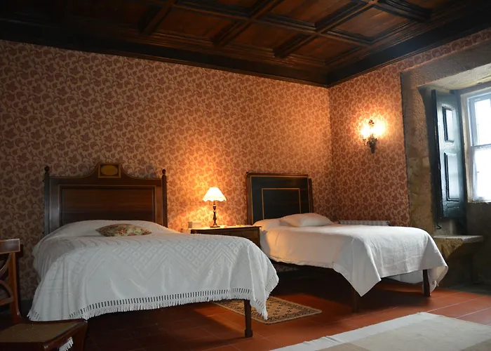 Solar Dos Correia Alves مويمينتا دا بيرا