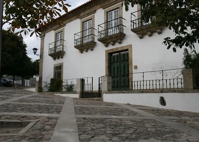 Solar Dos Correia Alves *