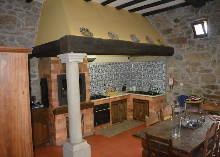 Solar Dos Correia Alves منزل ريفي مويمينتا دا بيرا