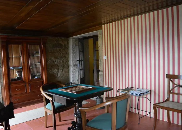 Solar Dos Correia Alves *