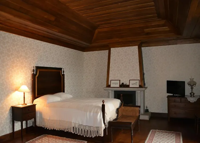 Solar Dos Correia Alves *